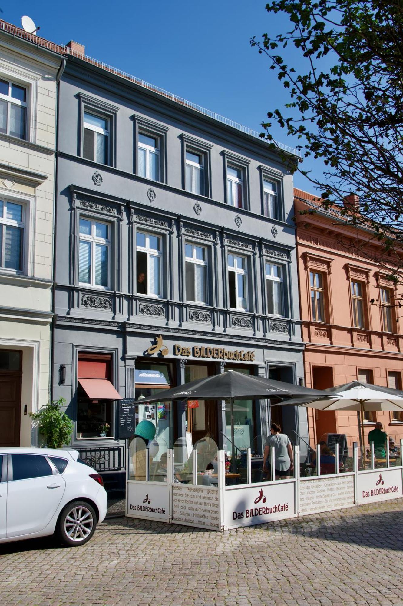 Bilderbuchcafe - Ferien - Apartment NO 3 - Markt 7 Havelberg Exterior foto